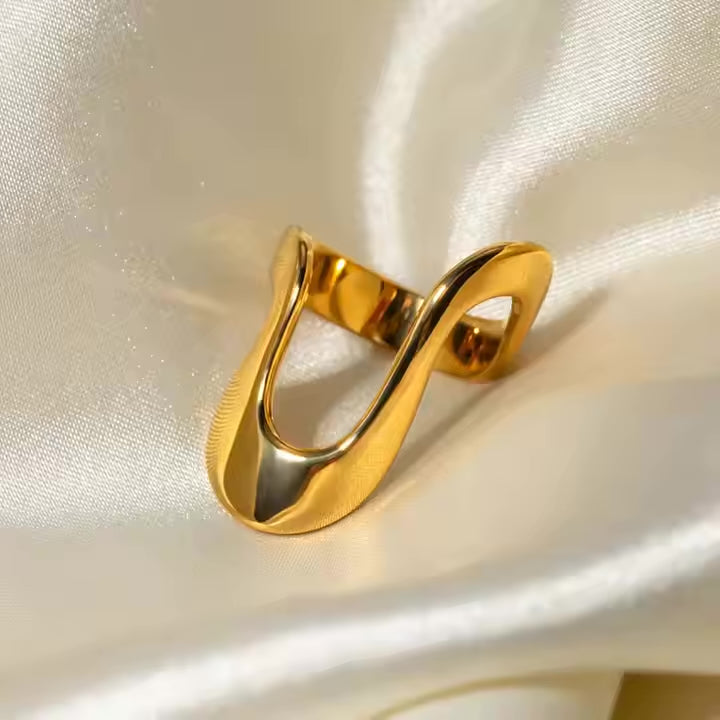 Golden Geometric Wave Ring