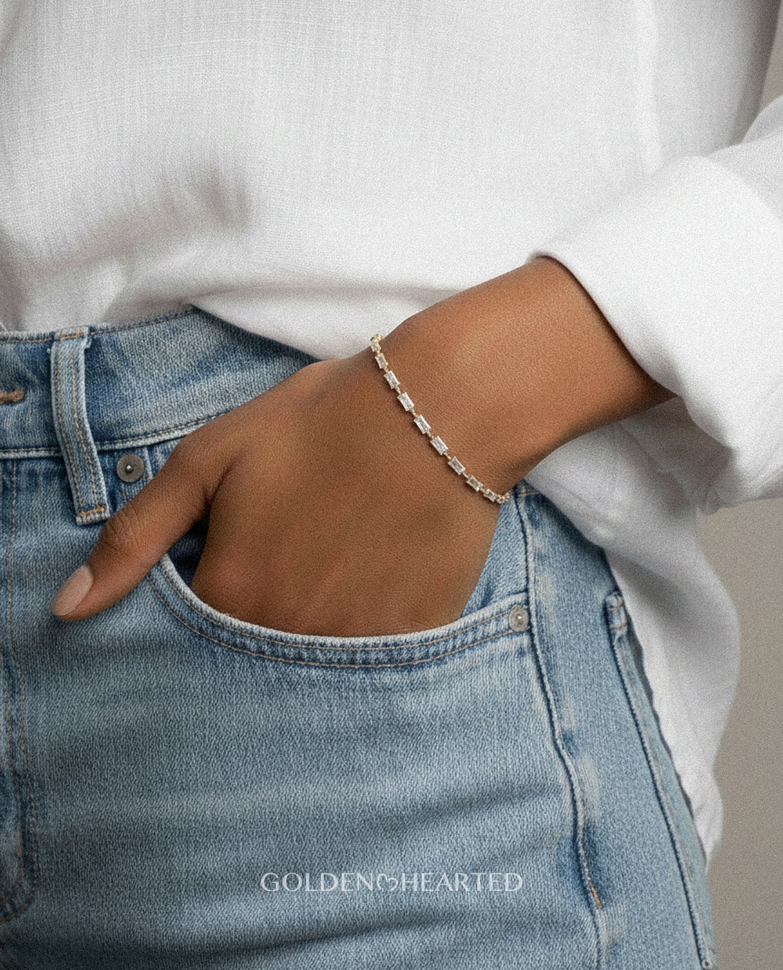 Beau Baguette Line Bracelet